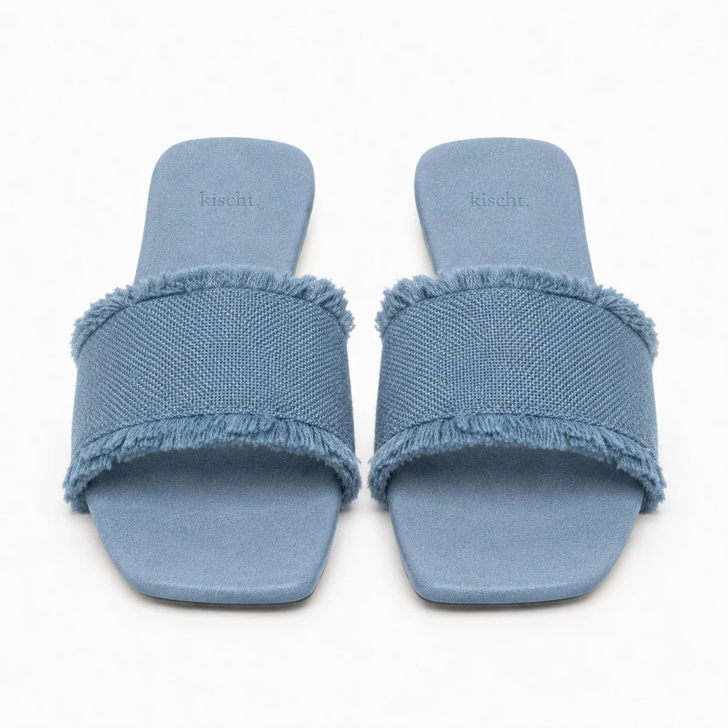 Isla Coastal Slides