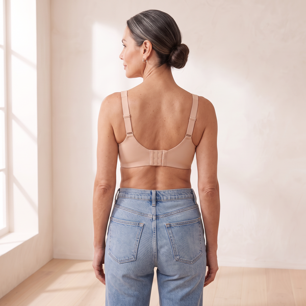 Back view of the Crème nude beige Kischt Margaux full coverage bra with wide straps and a wide hook-and-eye back band